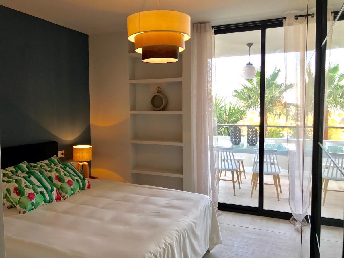Luxury House 110 M2 On The Beach, Pool, Parking 托雷莫利诺斯 外观 照片