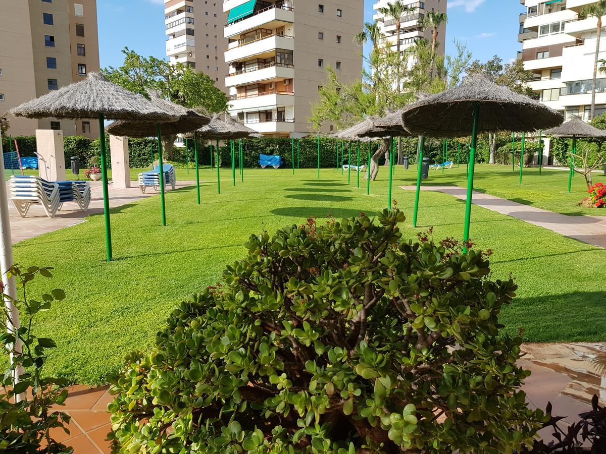 Luxury House 110 M2 On The Beach, Pool, Parking 托雷莫利诺斯 外观 照片